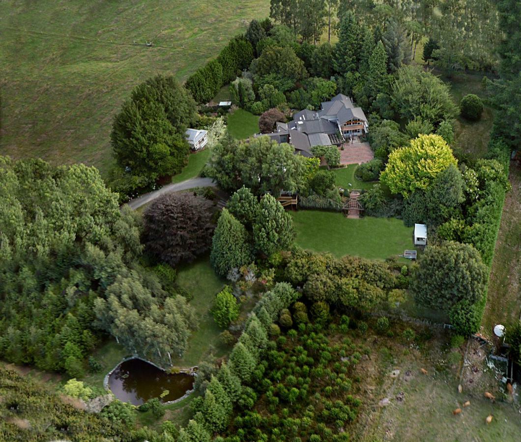 Centennial House Taupo Villa Luaran gambar